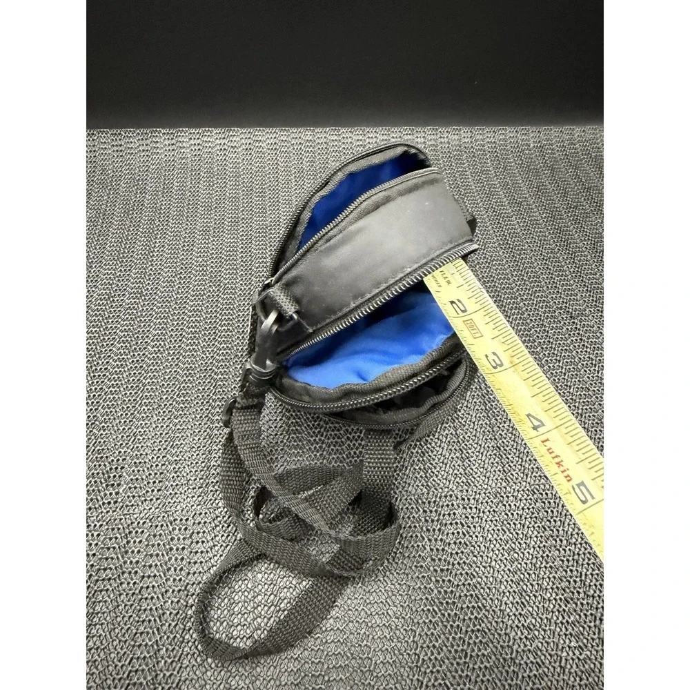 Case Logic Compact Camera Case With Crossbody Strap